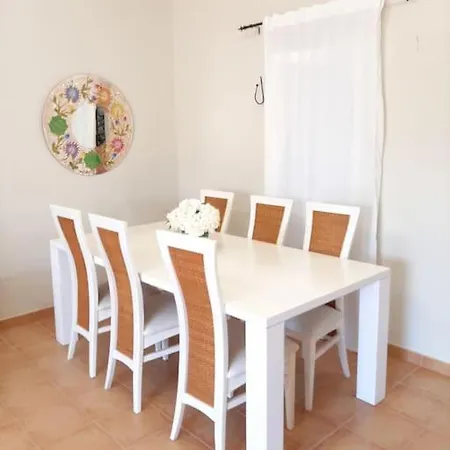 Casa Los Abuelos - La Capellania 度假居