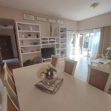度假居 Casa Los Abuelos - La Capellania