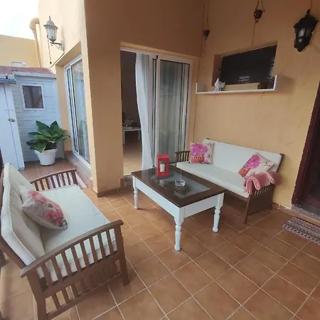 Casa Los Abuelos - La Capellania La Oliva